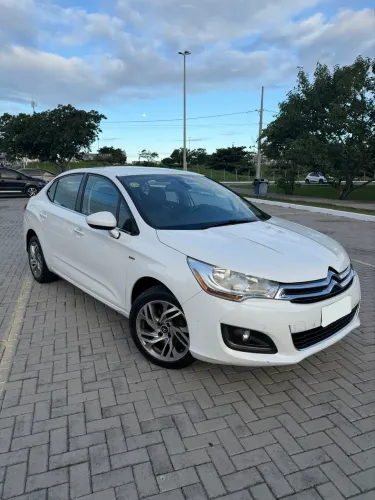 Citroen C4 Lounge Exclusive 1.6 Turbo 4P Aut. 2014