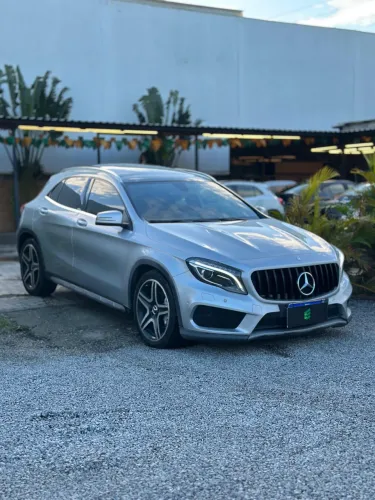 Mercedes-Benz GLA 250 Sport 2.0 TB 16V 4X2 211cv Aut. 2016
