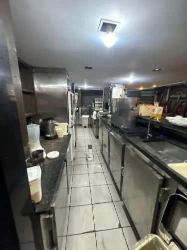 OPORTUNIDADE - RESTAURANTE COMPLETO À VENDA NO CENTRO DO RIO