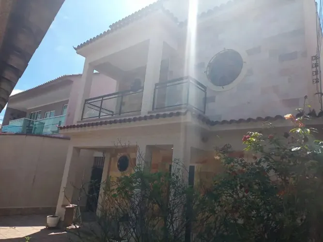 LINDA CASA PISCINA CHURRASQUEIRA 4 quartos em Vila da Penha - Rio de Janeiro - RJ