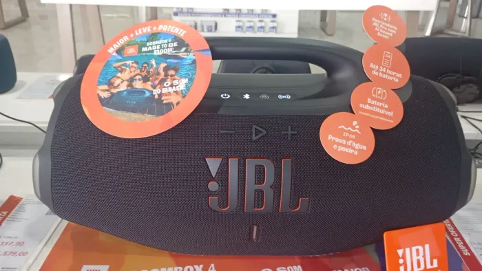 caixa de som JBL bombox4