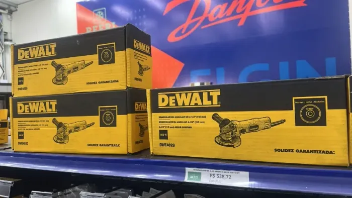 ESMERILHADEIRA 800W DEWALT