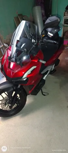 Vendo ADV 160 novinha