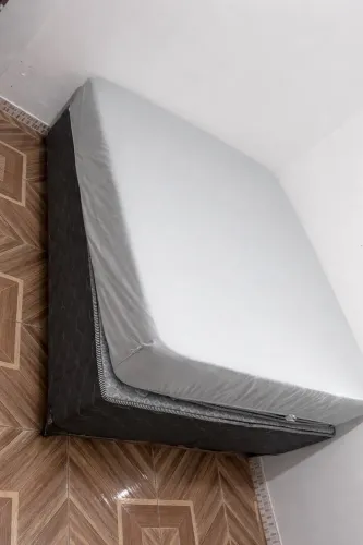 Vendo essa cama de casal
