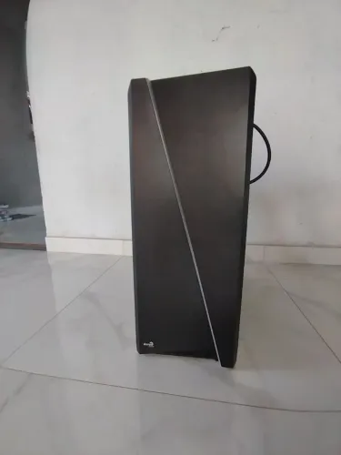 Gabinete Gamer Aerocool Cylon
