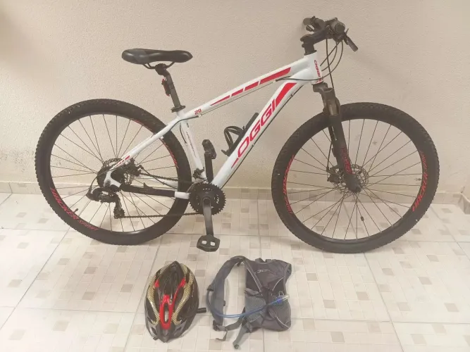 Bicicleta Oggi hacker sport aro 29
