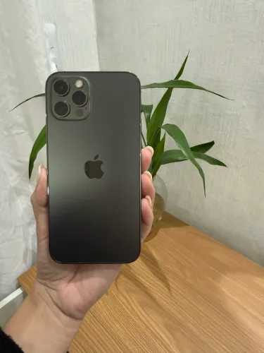 iPhone 12 pro - 128gb - grafite - semi novo