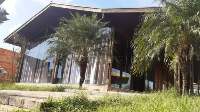 Rancho Condominio em Mendonça