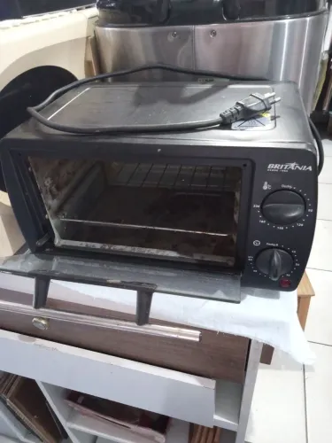 Forno elétrico Britânia 