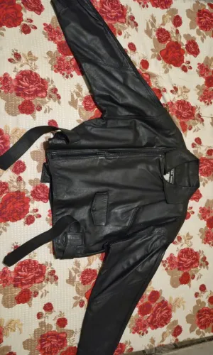 Vendo casaco preto de couro legítimo tamanho G