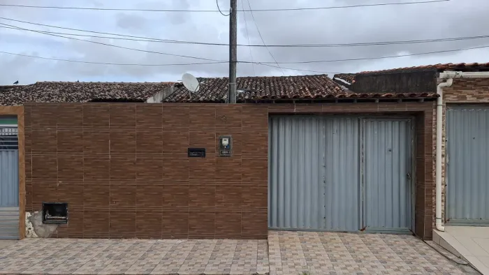 CASA NO JARDIM ROYAL