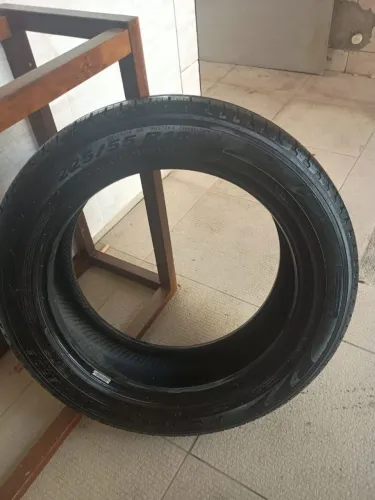 Dupla Pneu Pirelli 225/55 R18
