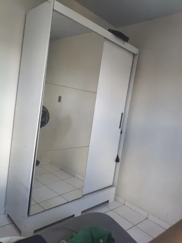 Vende-se guardanapo solteiro com espelho