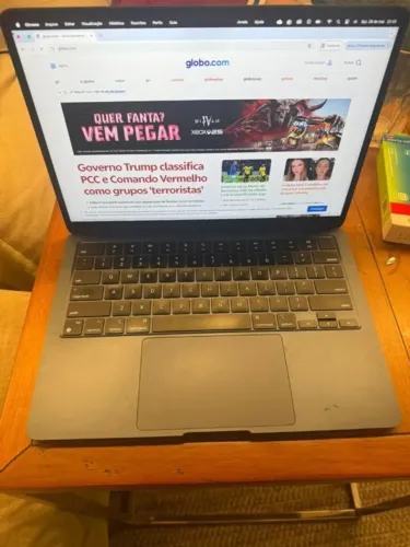MacBook Air 13" M3 2024 8GB RAM Bateria 90% Perfeito Estado