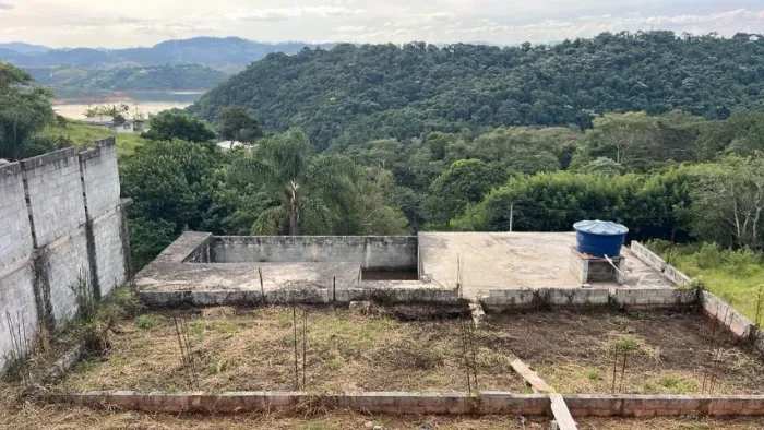 (OPORTUNIDADE)  Igaratá em Obra com Quarto | Banheiro e Cozinha