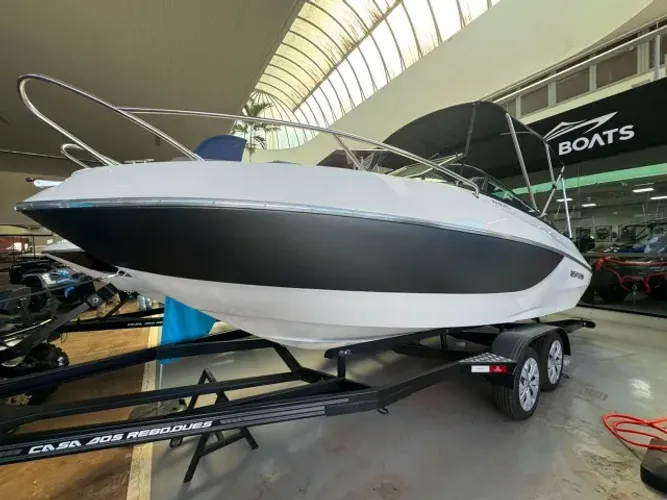 Ventura V215 Cabin Comfort 2026 / ZERO