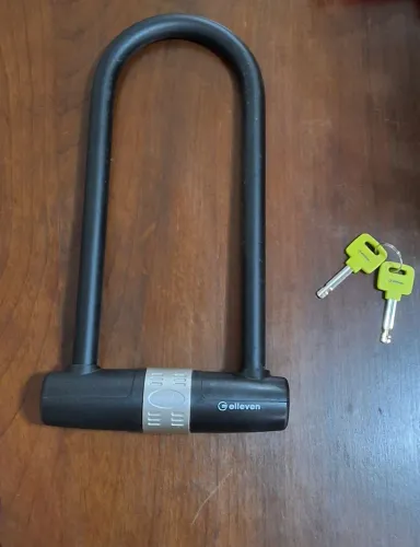 Vendo CADEADO em U... ideal para quem busca segurança ao guardar sua bike