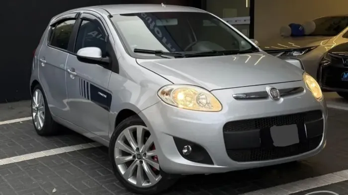 Fiat Palio Attractive 1.0 EVO Fire Flex 8V 5P 2013