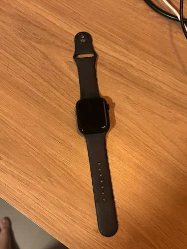 Apple Watch SE 44 MM