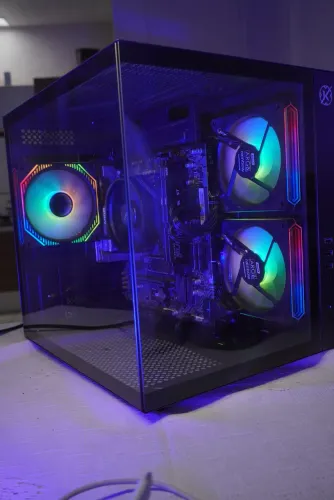 PC Gamer Ryzen 5 8600G 16GB DDR5 SSD 512GB Radeon 760M