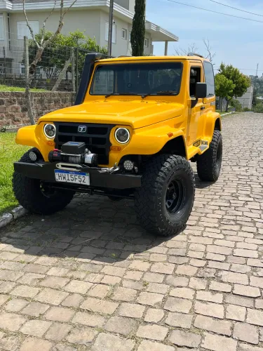 Troller T-4 4X4 2.8 TB Int. Cap. Rígida Diesel 2001