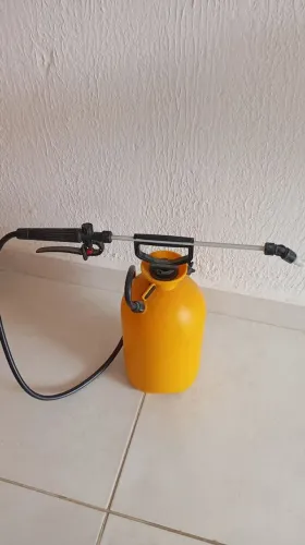 Pulverizador de Compressão Prévia 6 litros - Guarany.<br><br>