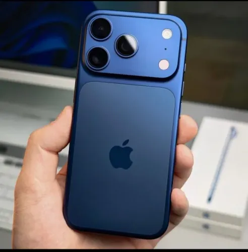 iPhone 17 Pro 256/GB Azul Armazenamento Gigante para Quem Exige o Melhor