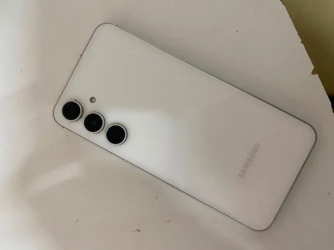 Samsung s 23 fe , branco 128 gigas