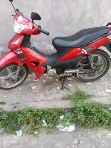 Vende-se moto Traxx 50cc