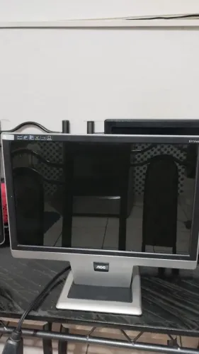 Monitor AOC 15 polegadas 