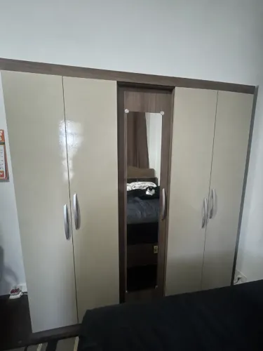 Guarda Roupa Bartira Parma - 5 Portas e espelho