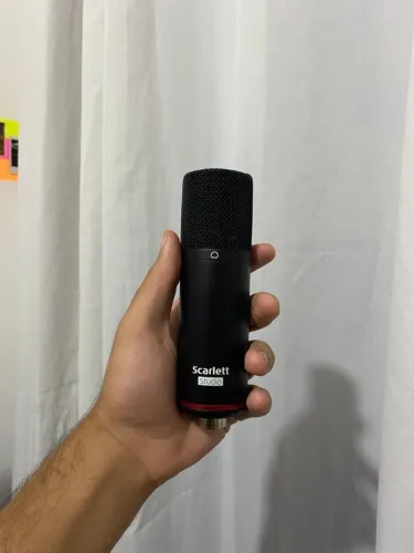 microfone condensador focusrite scarlett studio