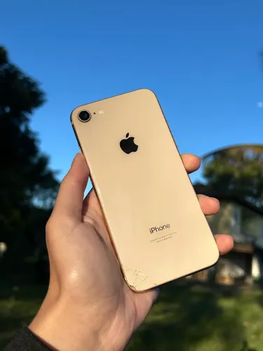 iPhone 8 64GB