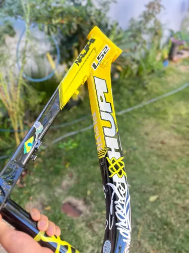 QUADRO HUPI NAJA 2015 AMARELO E PRETO
