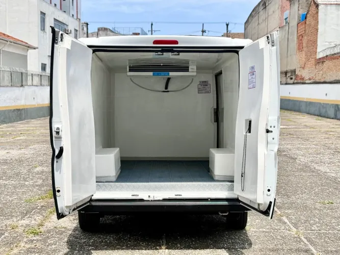 Fiat Ducato Cargo Medio 2.3 16V Diesel 2019