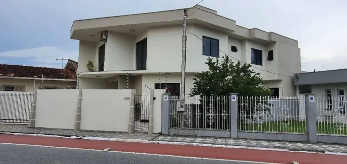 Casa a venda em Itajaí!