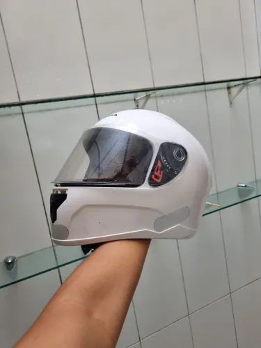 Capacete