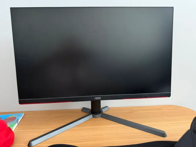 MONITOR AOC 24 240hz