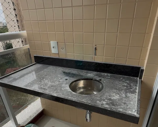 Bancada de granito preto com cuba inox - nova, nunca utilizada