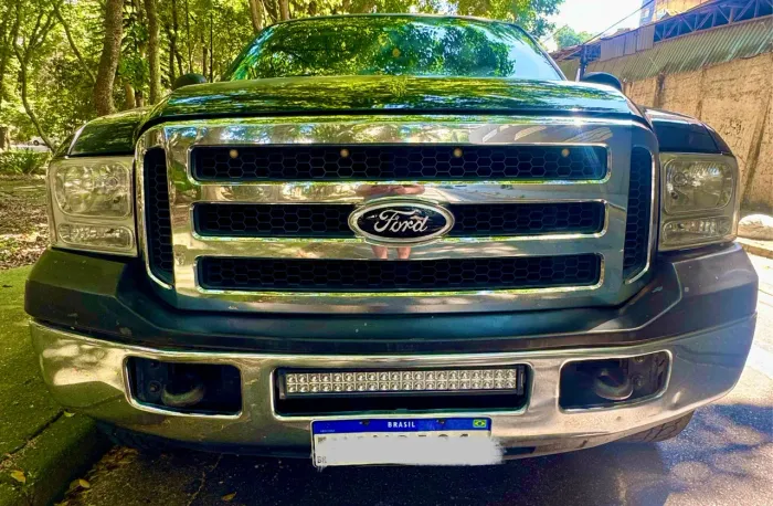 Ford F-250 XLT 3.9 4X2 Diesel TB 2008