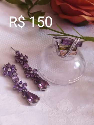Bazar de semi jóias 