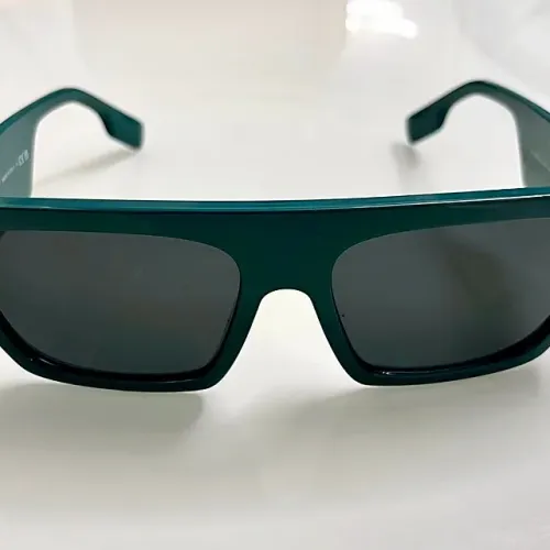 Óculos de Sol Burberry Verde Logo Lateral Original