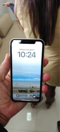 iPhone 11