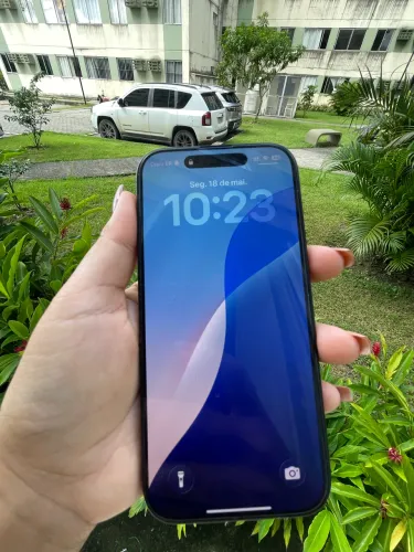 iPhone 16 PRO novíssimo e todo original?