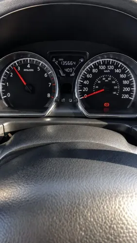 Nissan Versa SV 1.6 16V Flexstart 4P Mec. 2016