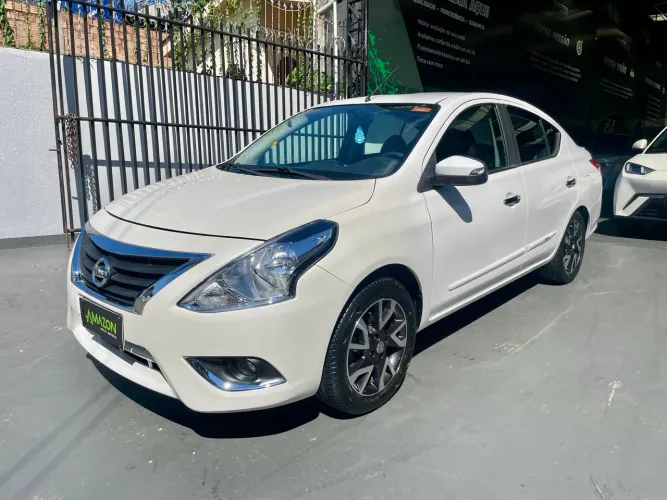 Nissan Versa Unique 1.6 16V Flexstart 4P Aut. 2017