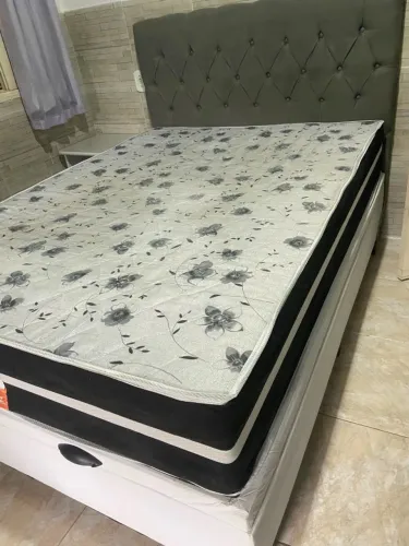Colchão de casal 27cm x1.88m x 1.38m