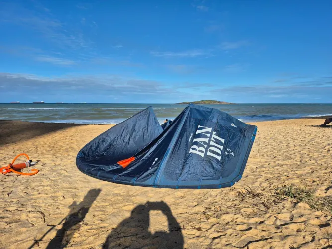 Kitesurf F one Bandit tam 9, 2023