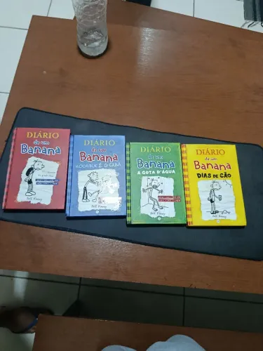 Kit livros diário de um banana 1 a 4 capa dura