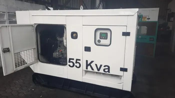 Geradores STEMAC 55/50 kVA (55kVA/50kVA) a partir de 2013